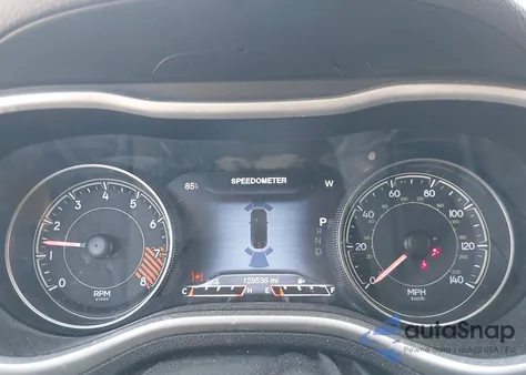 2014 Jeep Cherokee Trailhawk из США, поврежденный, VIN 1C4PJMBSXEW147092